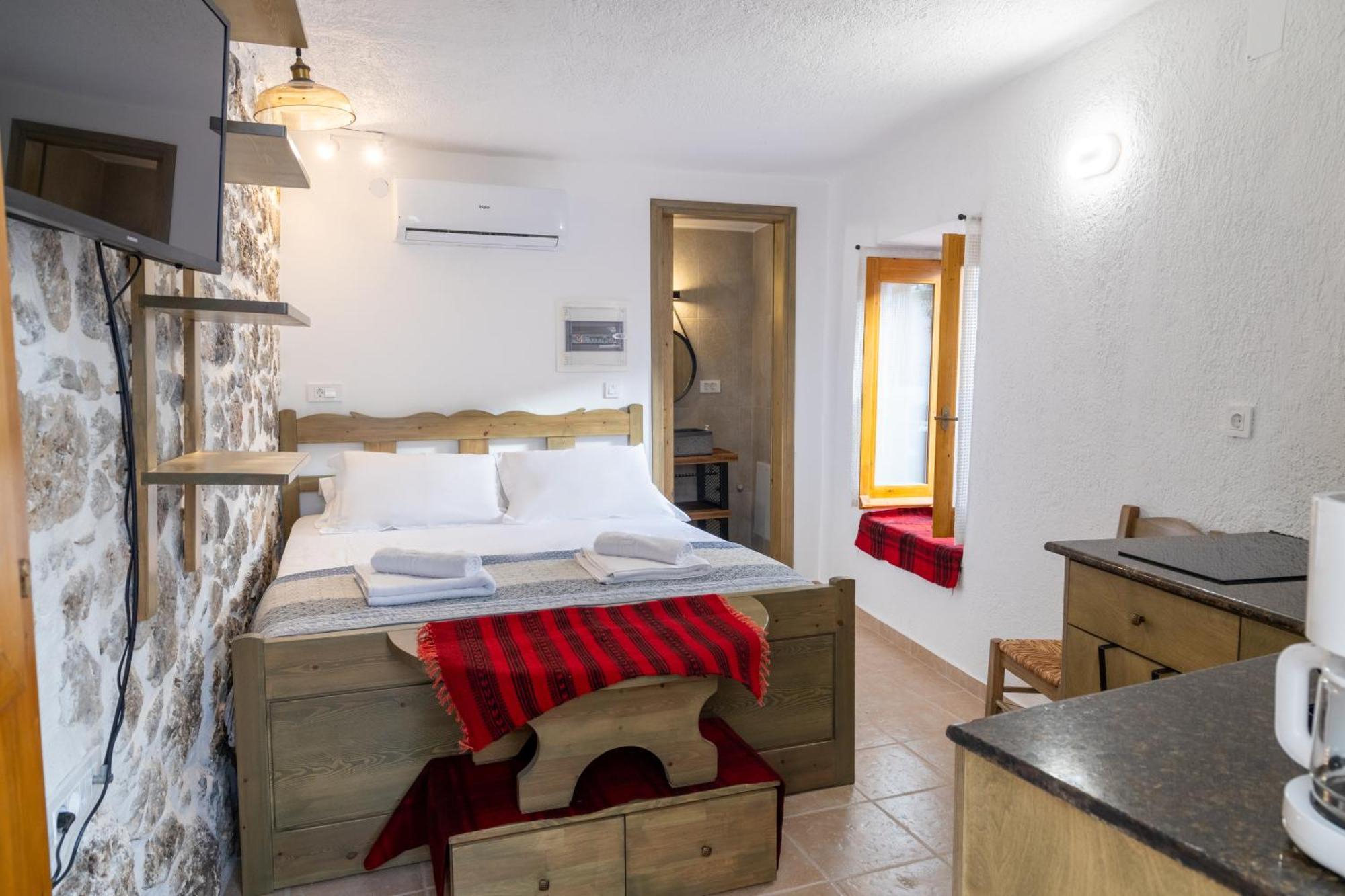 Elithos Nest Apartment กริตซา ภายนอก รูปภาพ